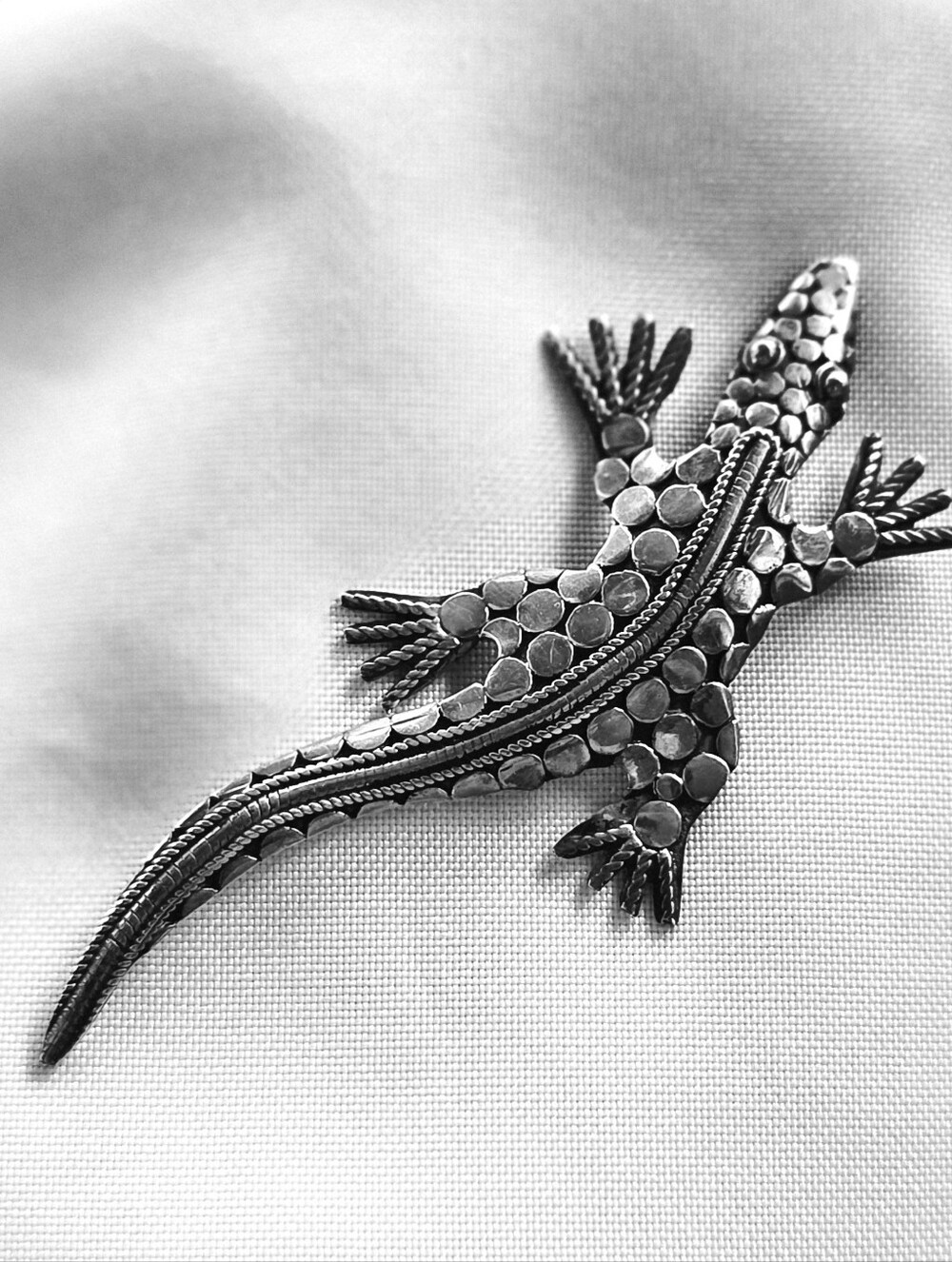 Vintage Sterling Silver Lizard Pin.